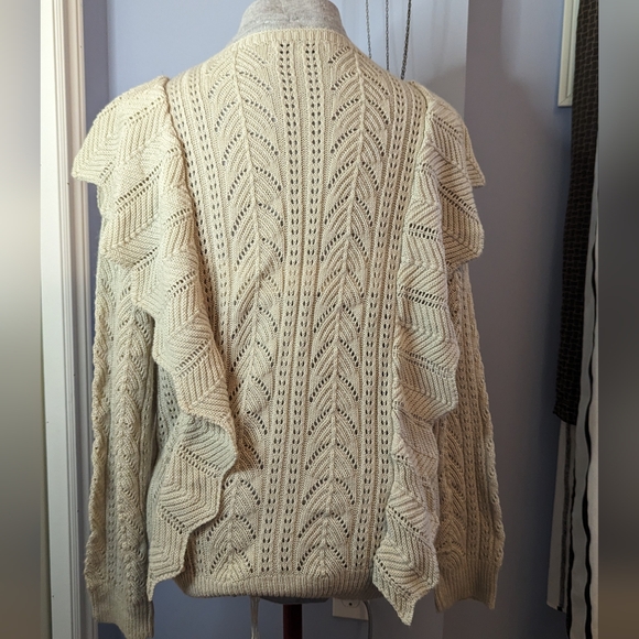 Miss Sparkling szXL super-soft cream ruffle sweater EUC - Picture 6 of 8